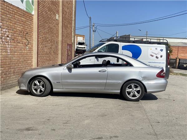 mangueta trasera izquierda mercedes benz clk