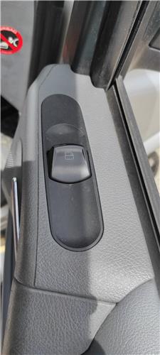 botonera puerta delantera derecha mercedes be