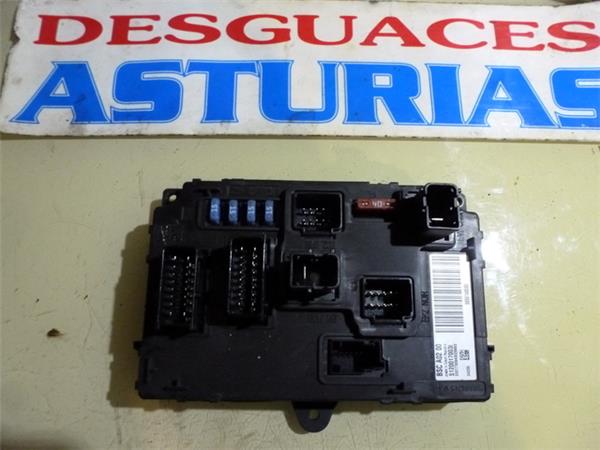 caja fusiblesrele peugeot 407 2004 20 hdi 13