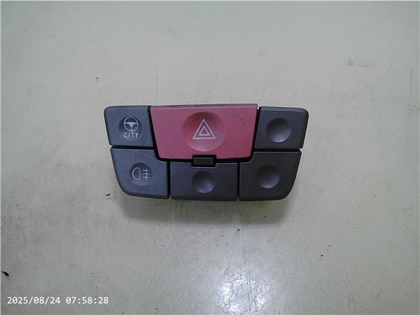 interruptor luces emergencia fiat ii panda 16