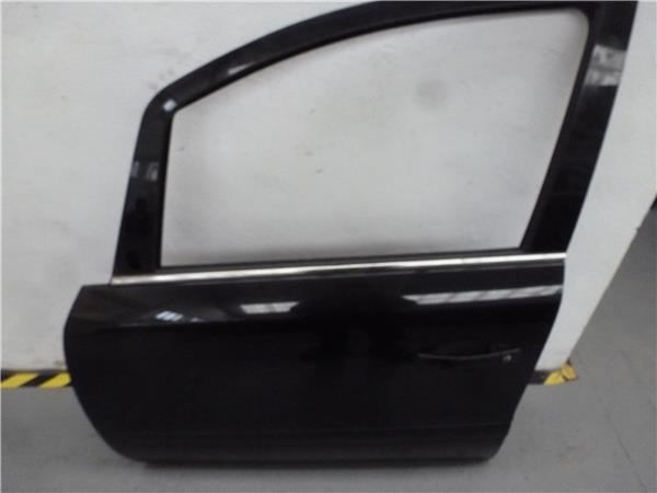 puerta delantera izquierda opel zafira b 2005