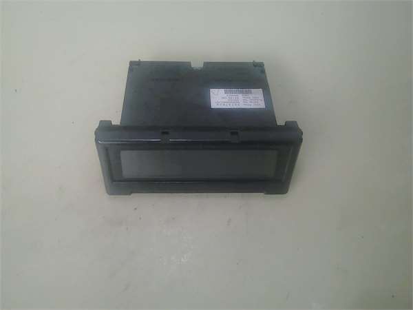 pantalla volvo s40 berlina 2003  20 d kinetic