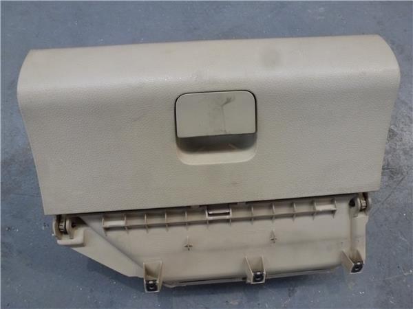 guantera salpicadero volkswagen polo iv 9n3 0