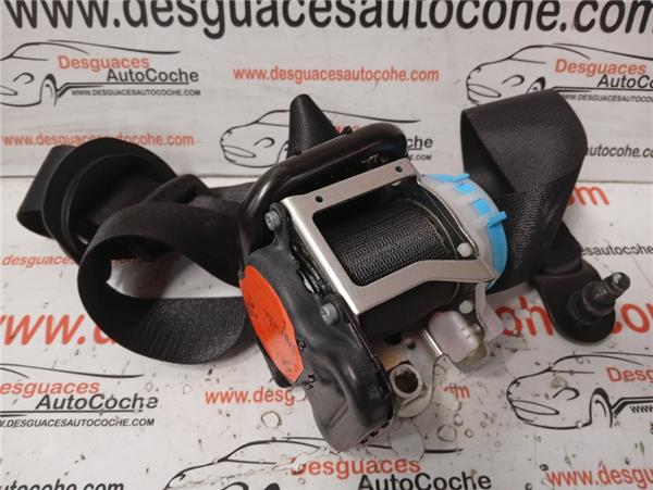 cinturon seguridad delantero derecho mercedes