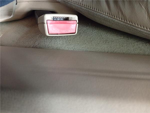 anclaje cinturon delantero izquierdo jaguar x