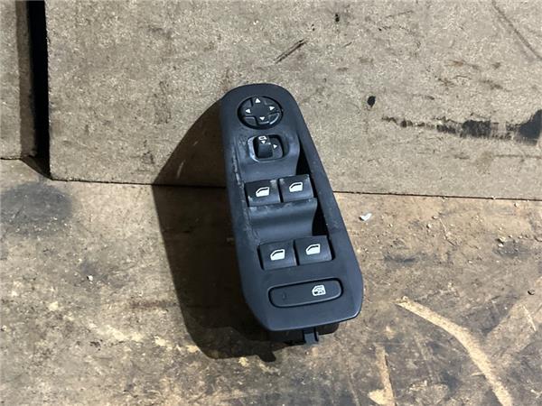 mando elevalunas delantero izquierdo peugeot