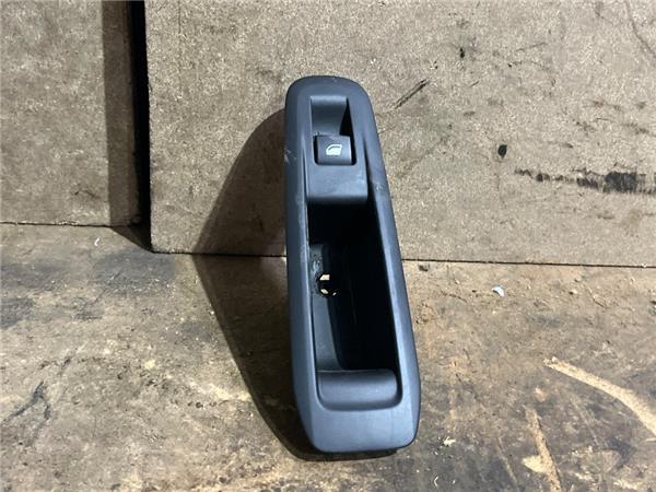 mando elevalunas trasero izquierdo peugeot 30