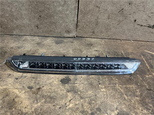 luz central de freno peugeot 308 2013 16 act