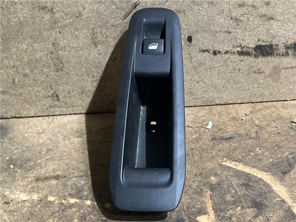 mando elevalunas trasero derecho peugeot 308