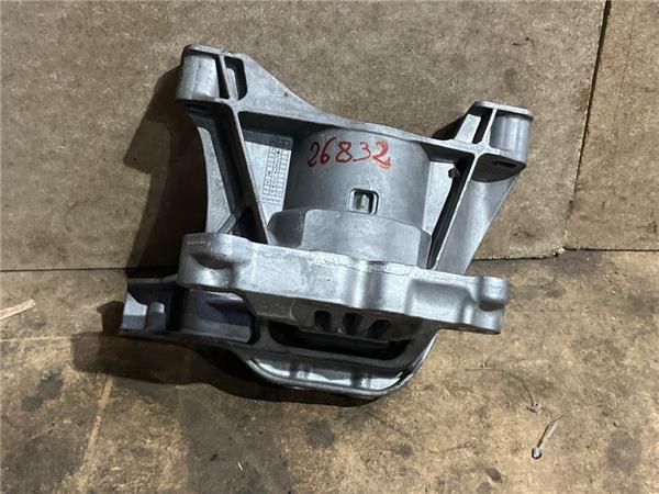 soporte delantero derecho motor peugeot 308 2
