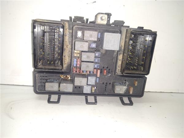 caja reles ford mondeo berlina cng 2014 20 v