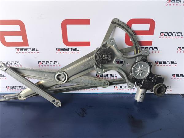 elevalunas electrico delantero derecho toyota