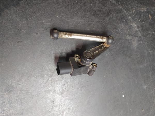 sensor altura eje trasero audi a4 berlina 8k2