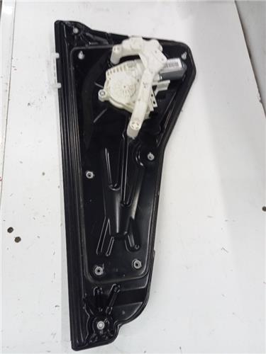 elevalunas electrico trasero derecho land rov