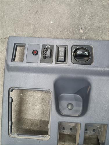 CARCASA BAJO VOLANTE Toyota Land 3.0