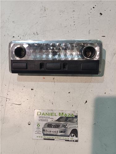 luz delantero central techo bmw serie 3 berlina (e46)(1998 >) 3.0 330d [3,0 ltr.   135 kw 24v turbodiesel cat]