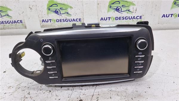 pantalla navegador toyota yaris xp13 2017 hi