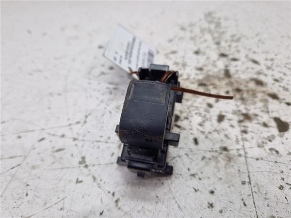 mando elevalunas delantero derecho toyota yar