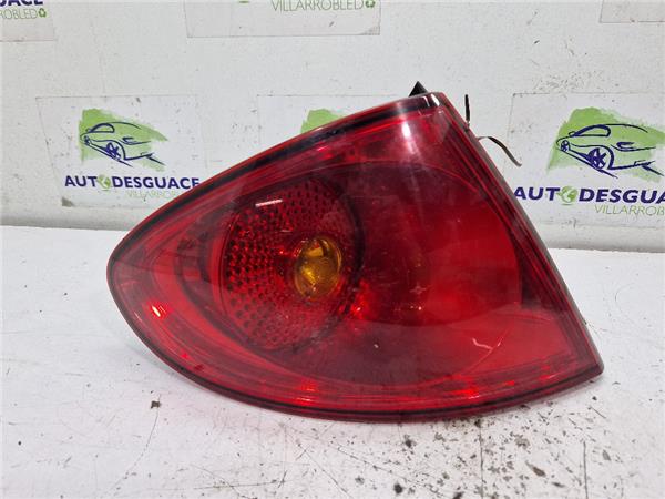 piloto trasero izquierdo seat toledo 5p2 0920