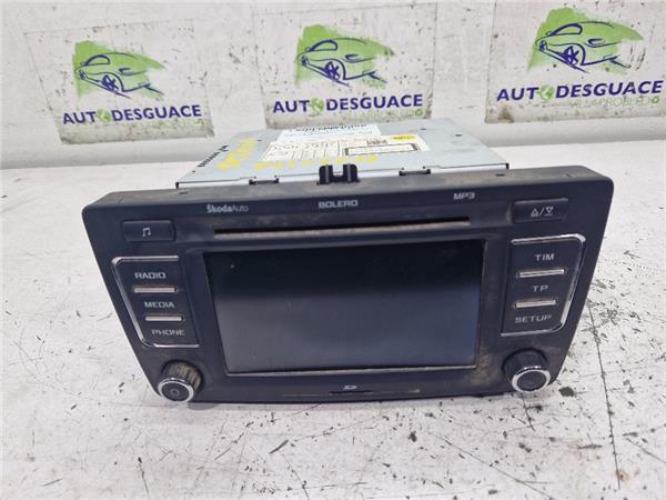 pantalla navegador skoda octavia berlina 1z3
