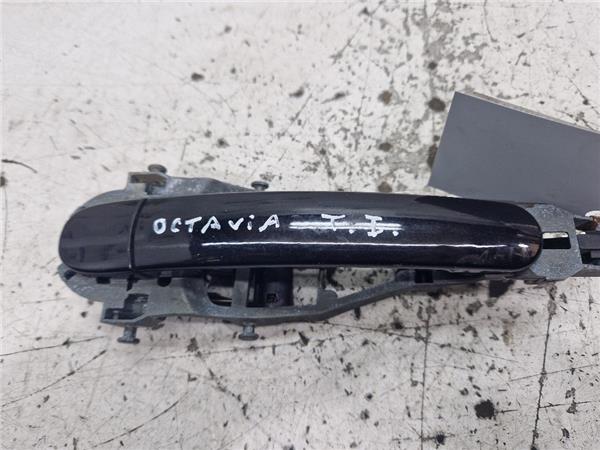 maneta exterior trasera izquierda skoda octav