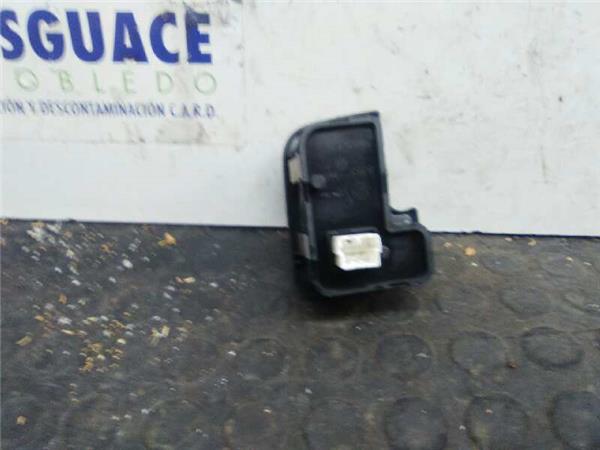 botonera puerta delantera derecha alfa romeo
