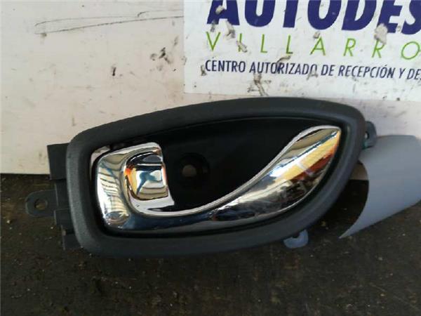 manilla interior puerta trasera izquierda ren