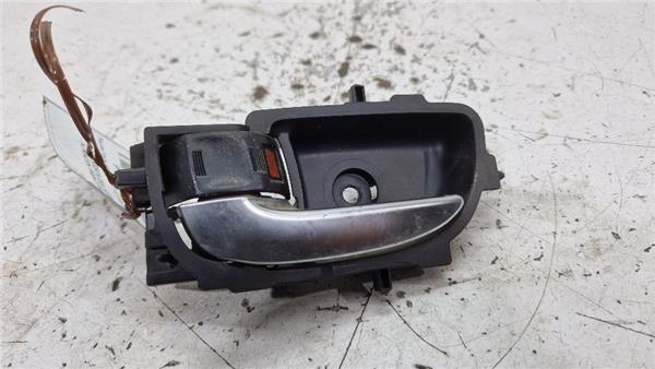 manilla interior puerta delantera izquierda t