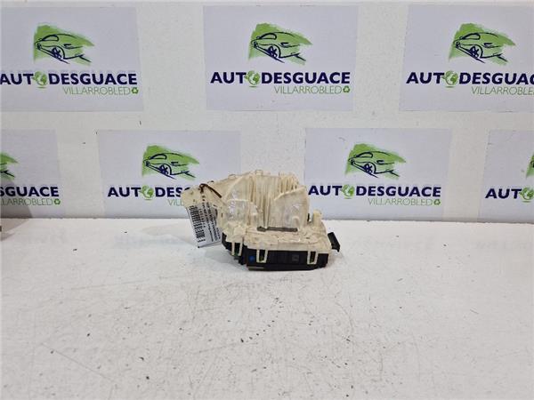 cerradura puerta trasera izquierda mercedes b