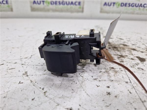 mando elevalunas trasero izquierdo toyota yar