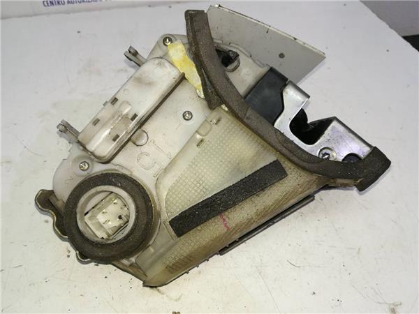 cerradura puerta trasera izquierda toyota pri