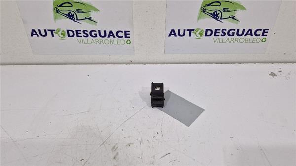 mando elevalunas trasero derecho peugeot 3008