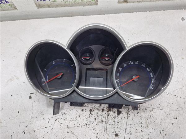 cuadro instrumentos chevrolet cruze 2009 17