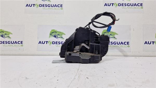 cerradura puerta trasera derecha mercedes ben