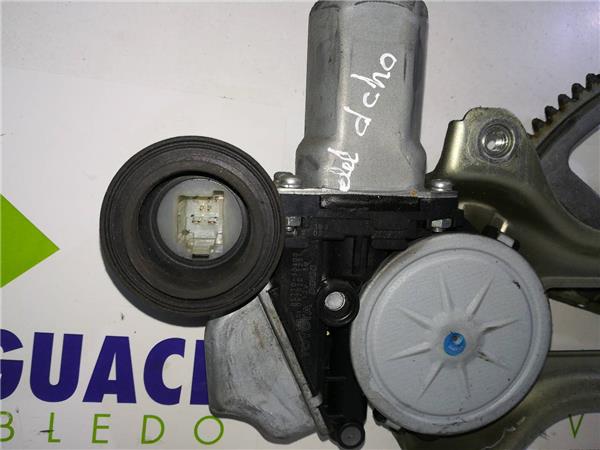 elevalunas electrico delantero derecho toyota