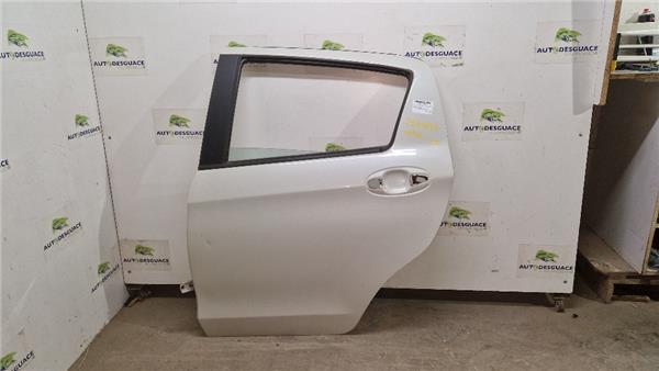 puerta trasera izquierda toyota yaris xp13 20
