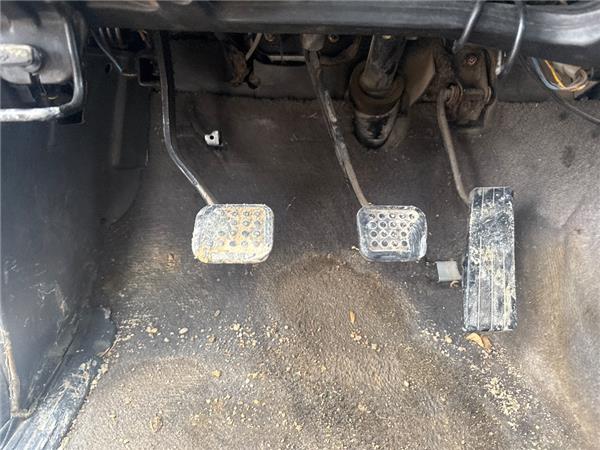 pedal acelerador mitsubishi montero l040 1984