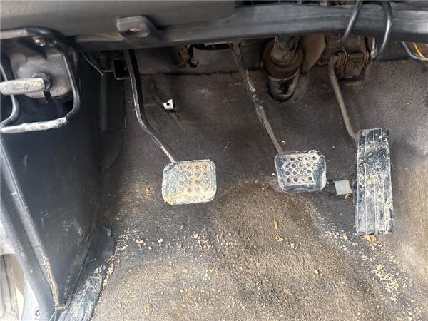 pedal freno mitsubishi montero l040 1984 25