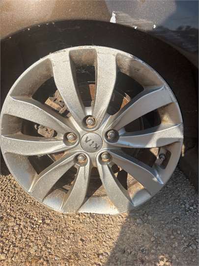 juego llantas kia carens rp 2013