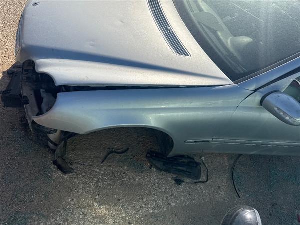 aleta delantera izquierda mercedes benz clase c (bm 203) berlina (02.2000 >) 2.2 c 220 cdi (la)(203.008) [2,2 ltr.   110 kw cdi cat]