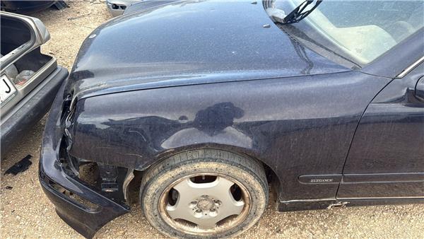 aleta delantera izquierda mercedes benz clk b