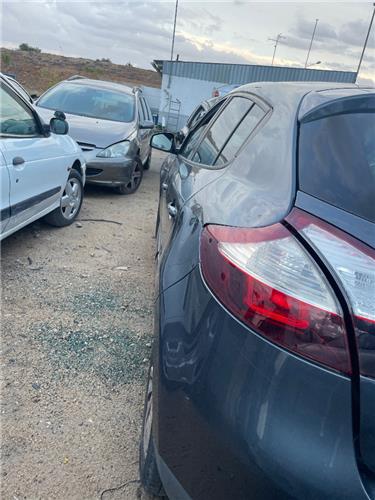 piloto trasero izquierdo renault megane iii b