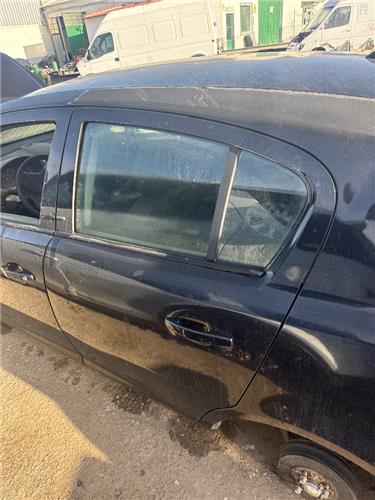 puerta trasera izquierda opel corsa d 2006 1