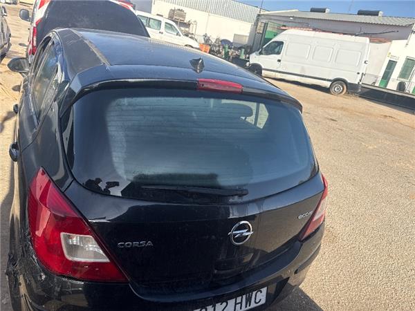 porton trasero opel corsa d 2006 13 cdti