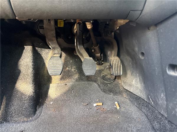 pedal acelerador opel corsa d 2006 13 cdti