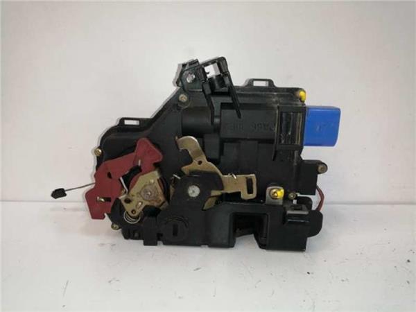 cerradura puerta trasera izquierda porsche cayenne 4.5 v8 (340 cv)