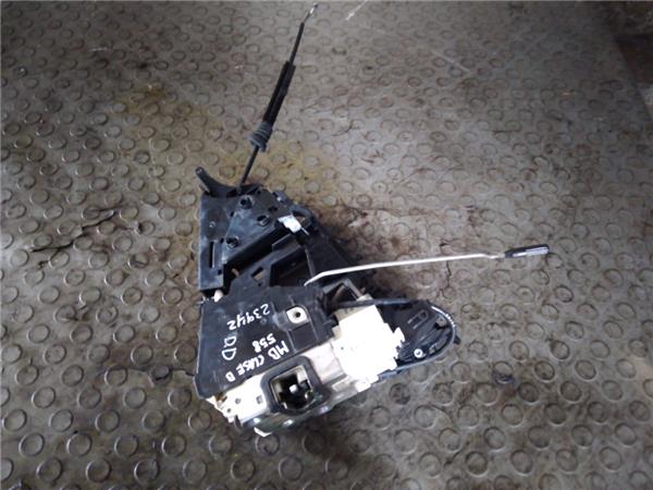 cerradura puerta delantera derecha mercedes b