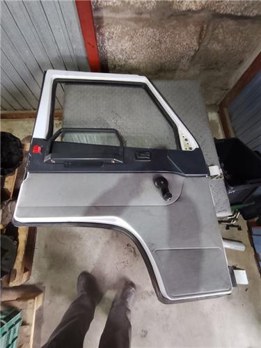 puerta delantera izquierda mercedes benz 100