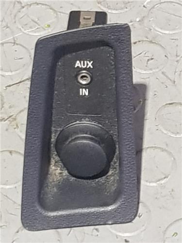 toma corriente bmw serie 1 berlina e81e87 200