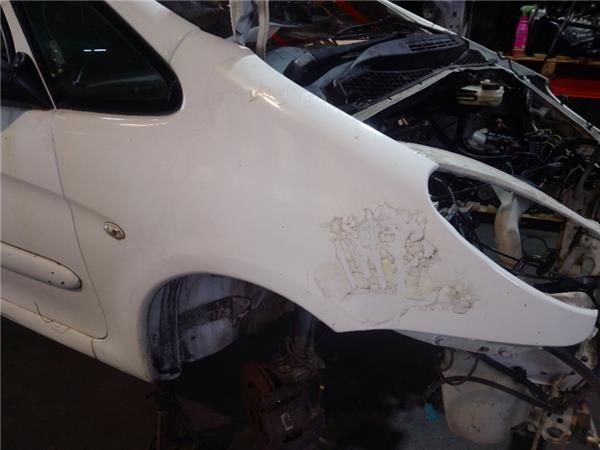 aleta delantera derecha citroen xsara picasso